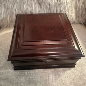 Nice used Bombay mahogany wrist watch case with key